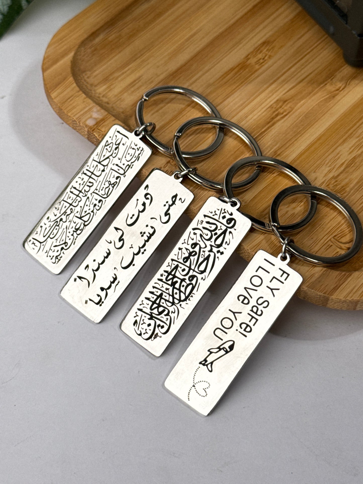 ميدالية مستطيل و coin